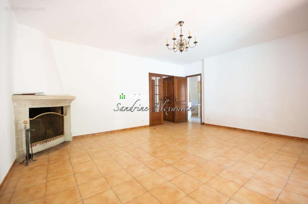 Maison 80 m² à Vidauban  - photo 6