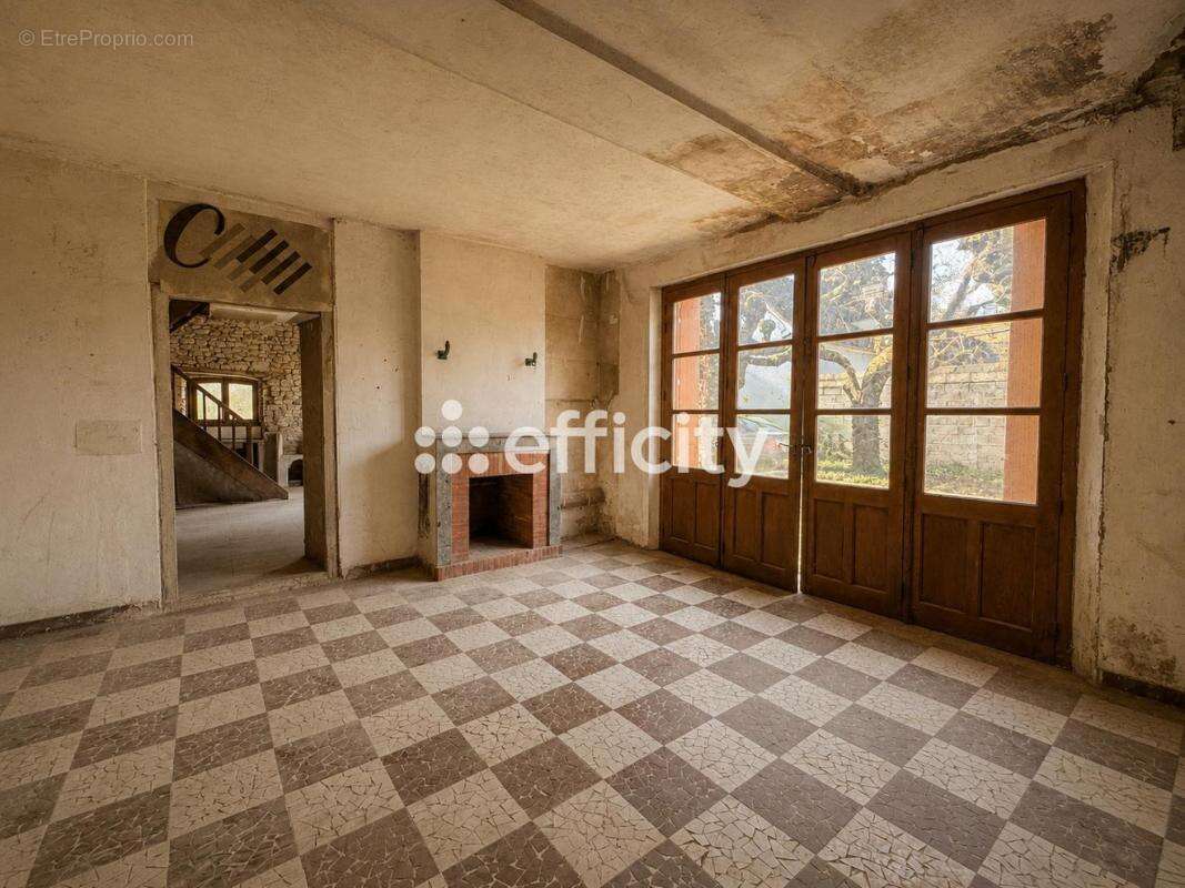 Maison à APPOIGNY