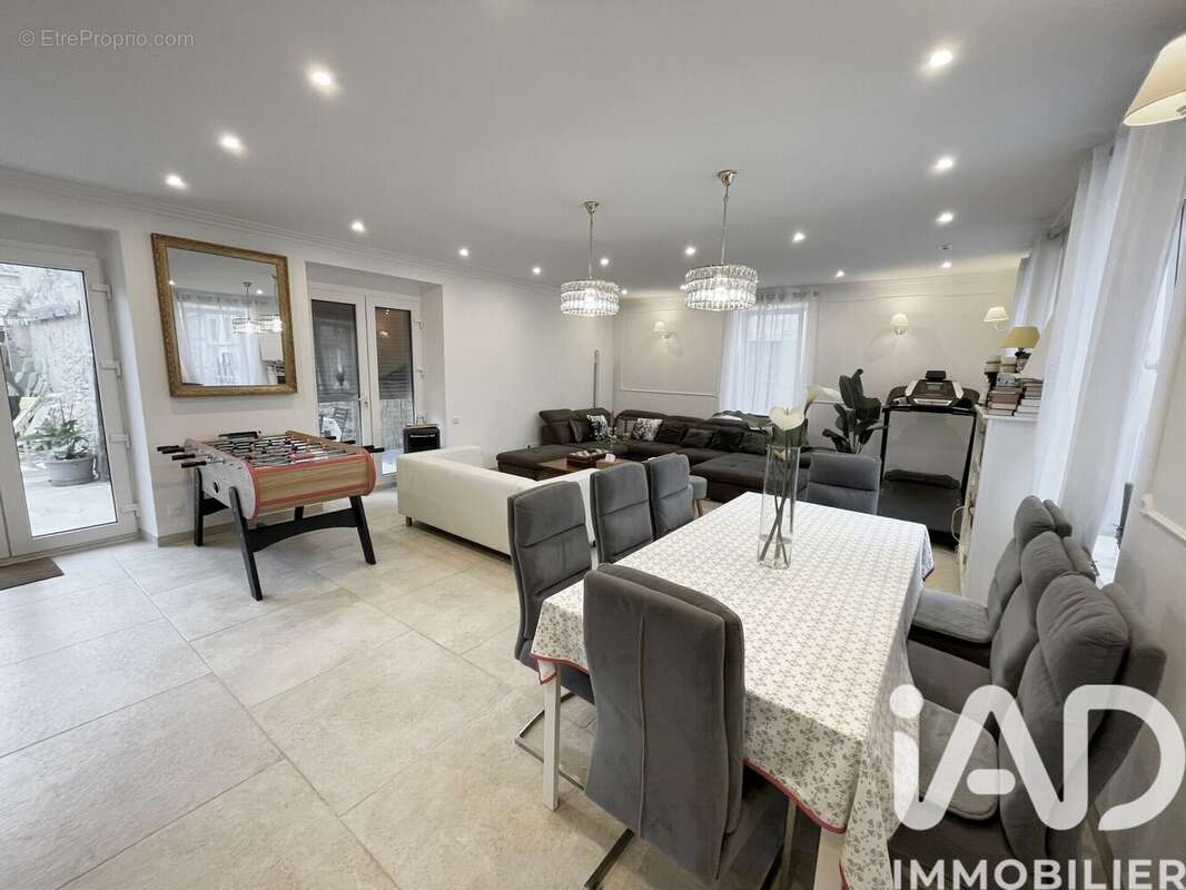 Maison 160 m² à Saint-Christoly-Medoc  - photo 9
