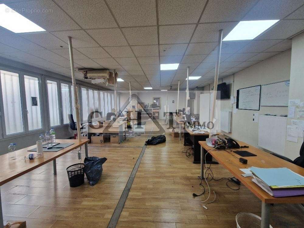 Commerce à BAGNOLET