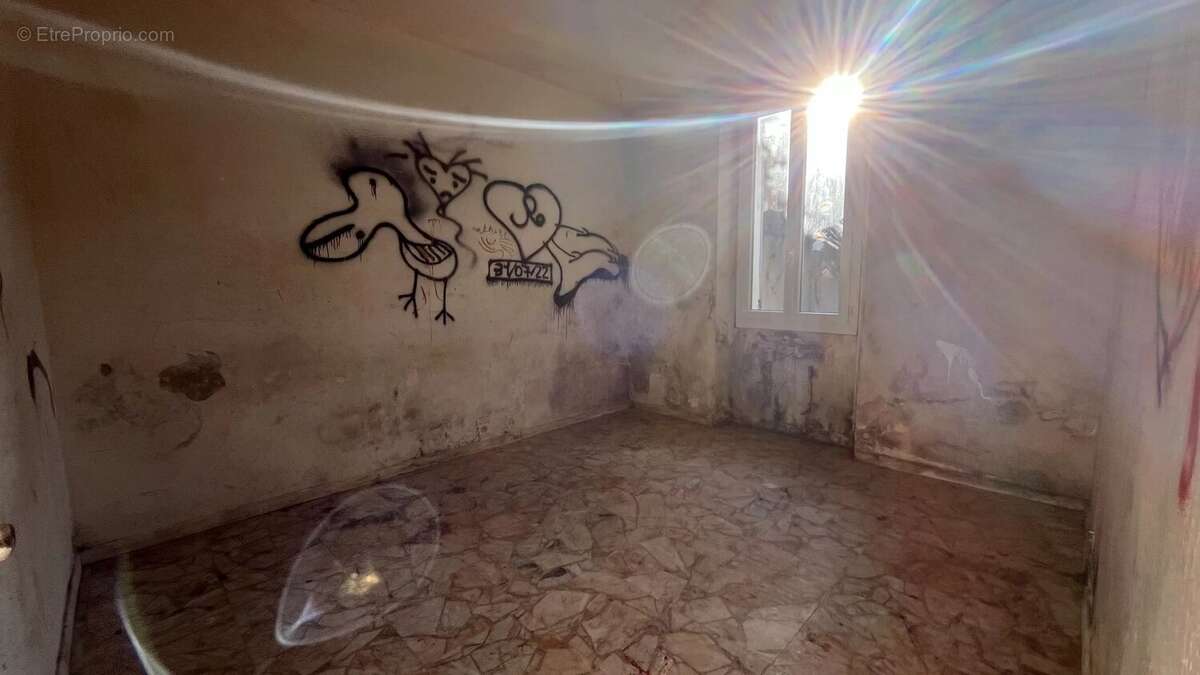 Appartement à PORT-DE-BOUC