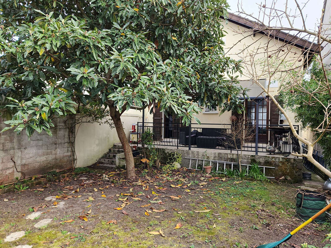 Maison à VILLEMOMBLE