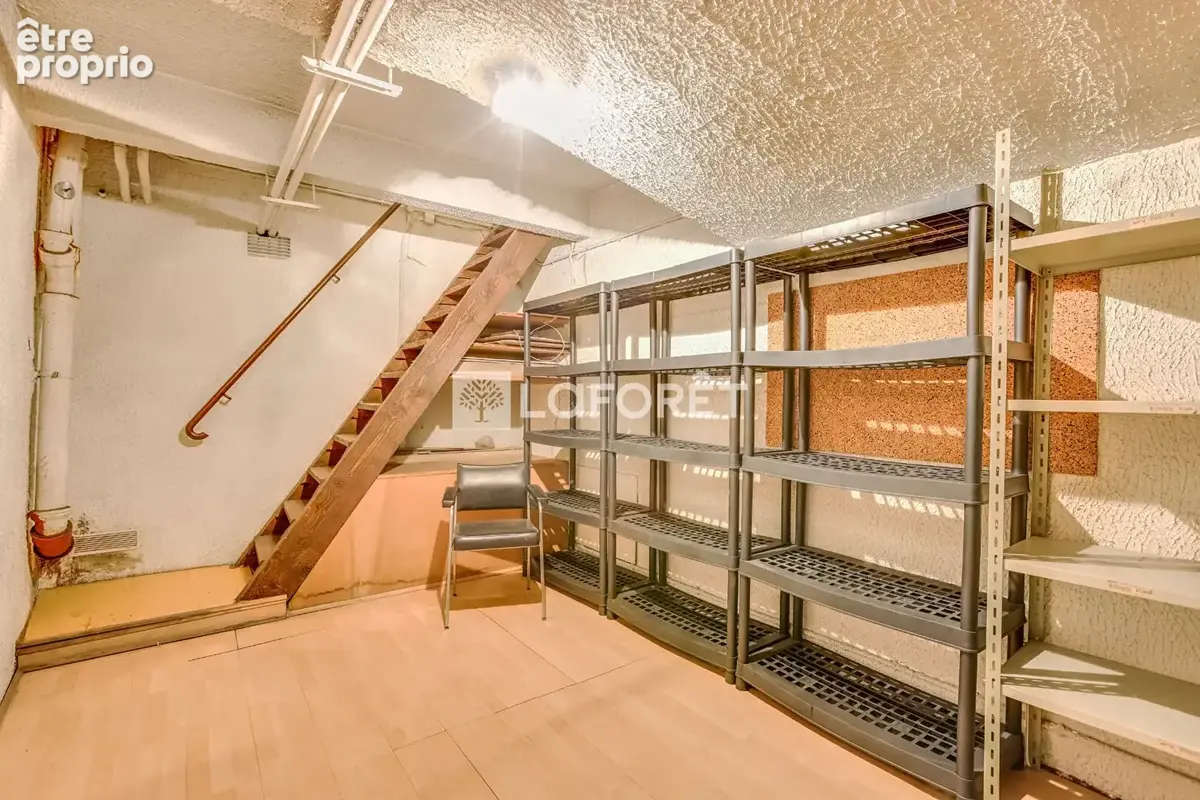 Local commercial Paris 38 m2 - photo 9