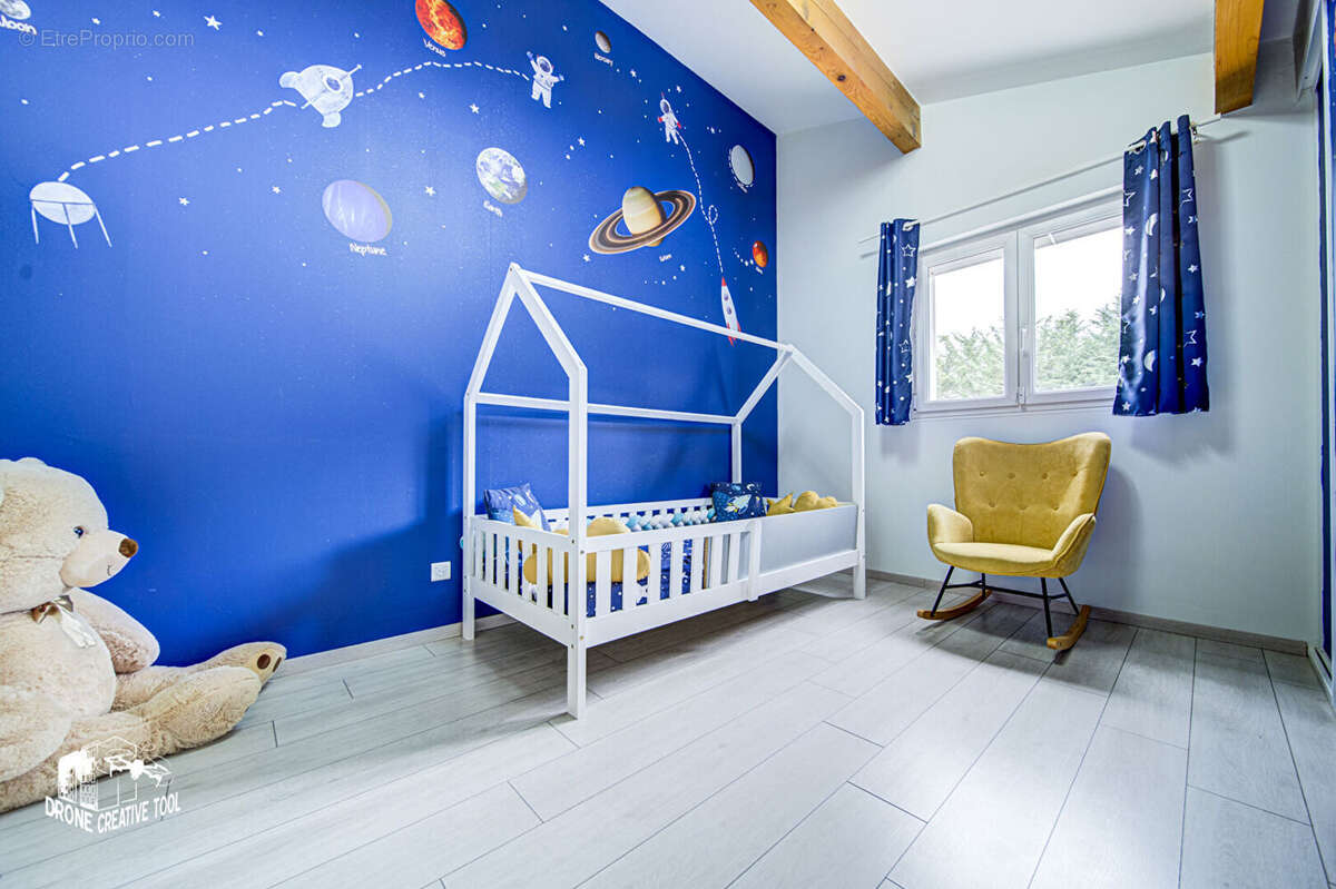 Maison à COIN-LES-CUVRY