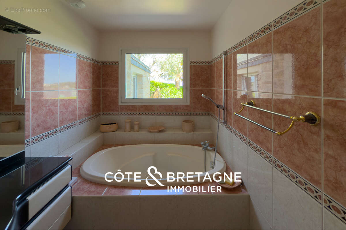 Maison vue mer a perros-guirec, 5 chambres, jardin, garage  réf : 202567 - photo 10