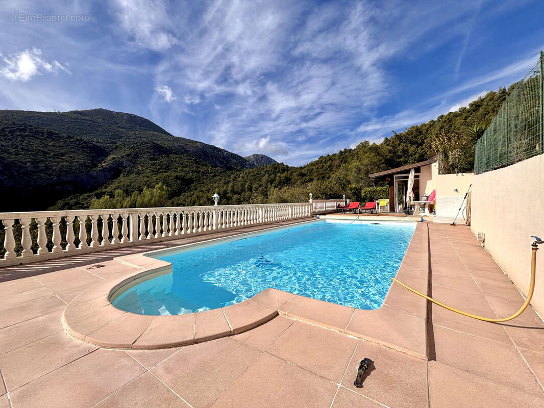 Maison à ROQUEBRUNE-CAP-MARTIN