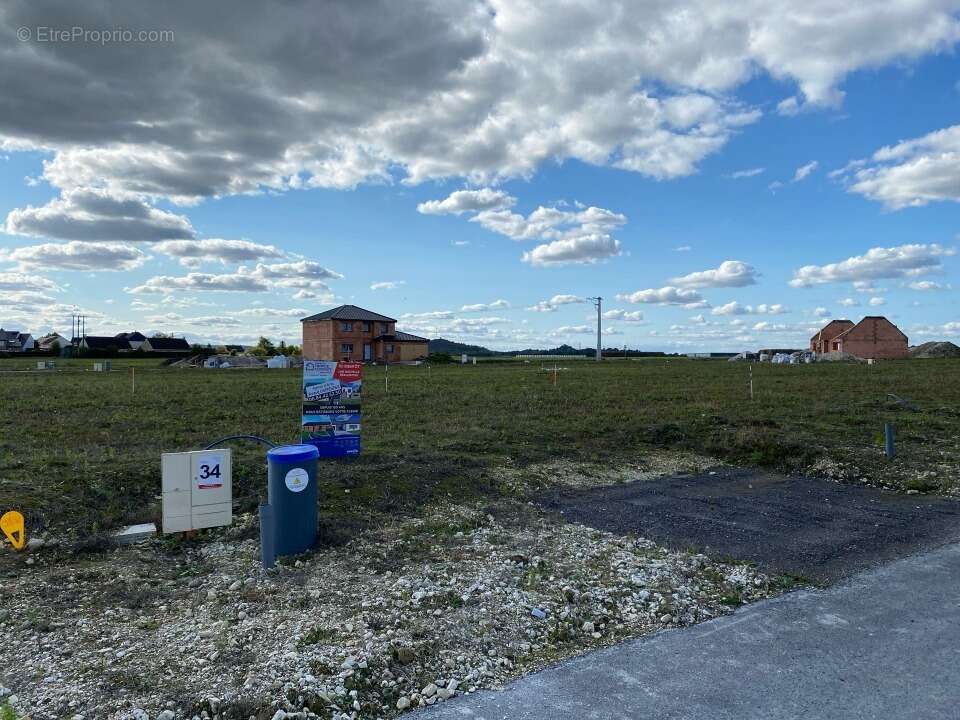 Terrain à MAZINGARBE