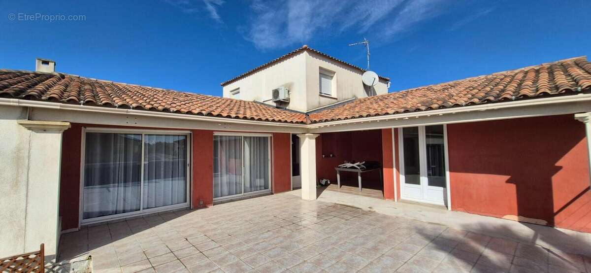 Maison Juvignac 6 pièce(s) 173 m2 - photo 2