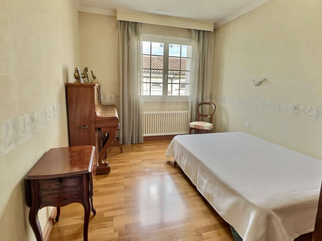 Maison à VILLENEUVE-SUR-LOT