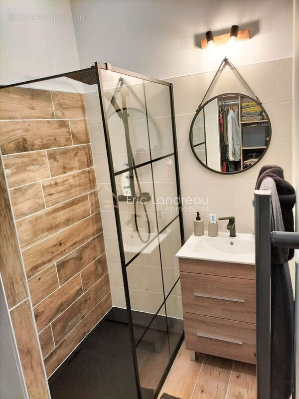 Maison entièrement rénovée   Cadre champêtre, 3 chambres, à 2 minutes du bourg de Talmont Saint Hilaire - photo 8