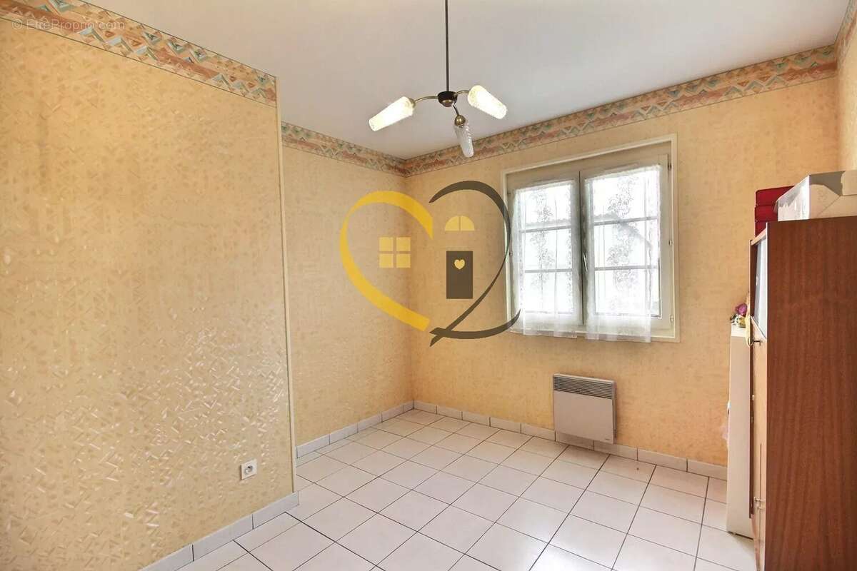 Maison à SAINTE-SOLANGE