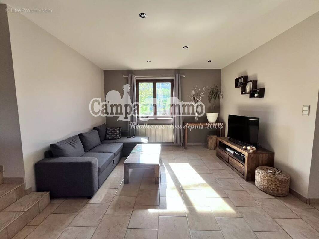 Maison à SAINT-FORGEUX