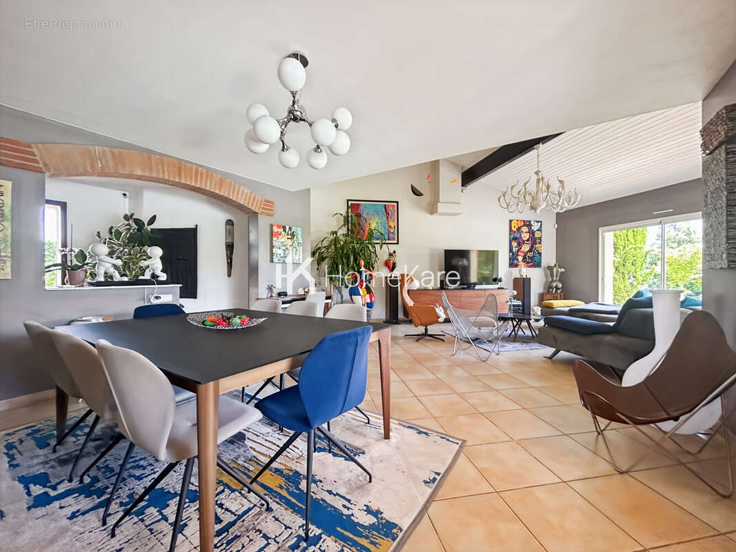 Maison 230 m² à Fonsorbes  - photo 3