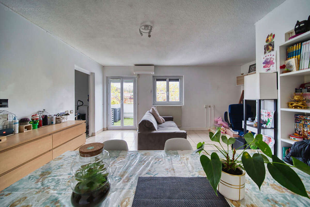 Appartement à VOIRON