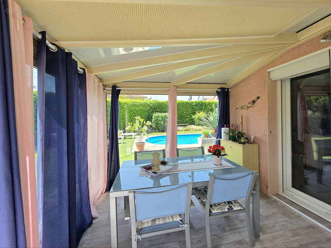 Maison à ROMANS-SUR-ISERE