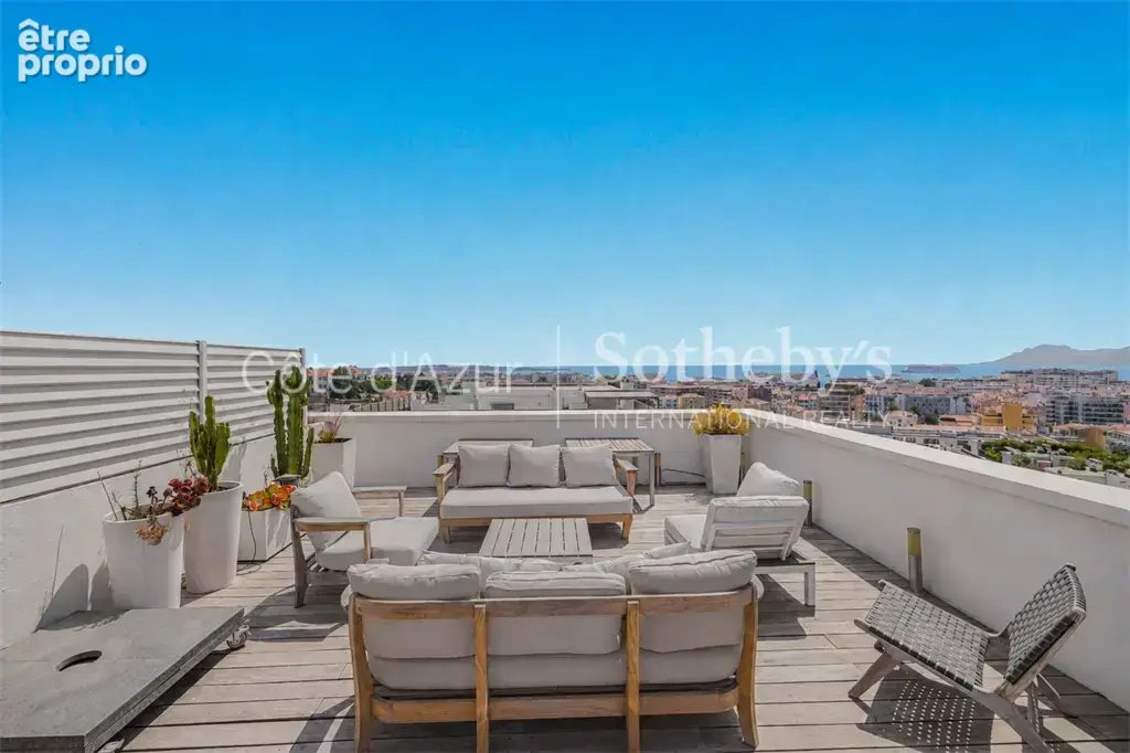 Penthouse duplex avec terrasse de 69 m² et vue mer panoramique à Cannes Montfleury - photo 3