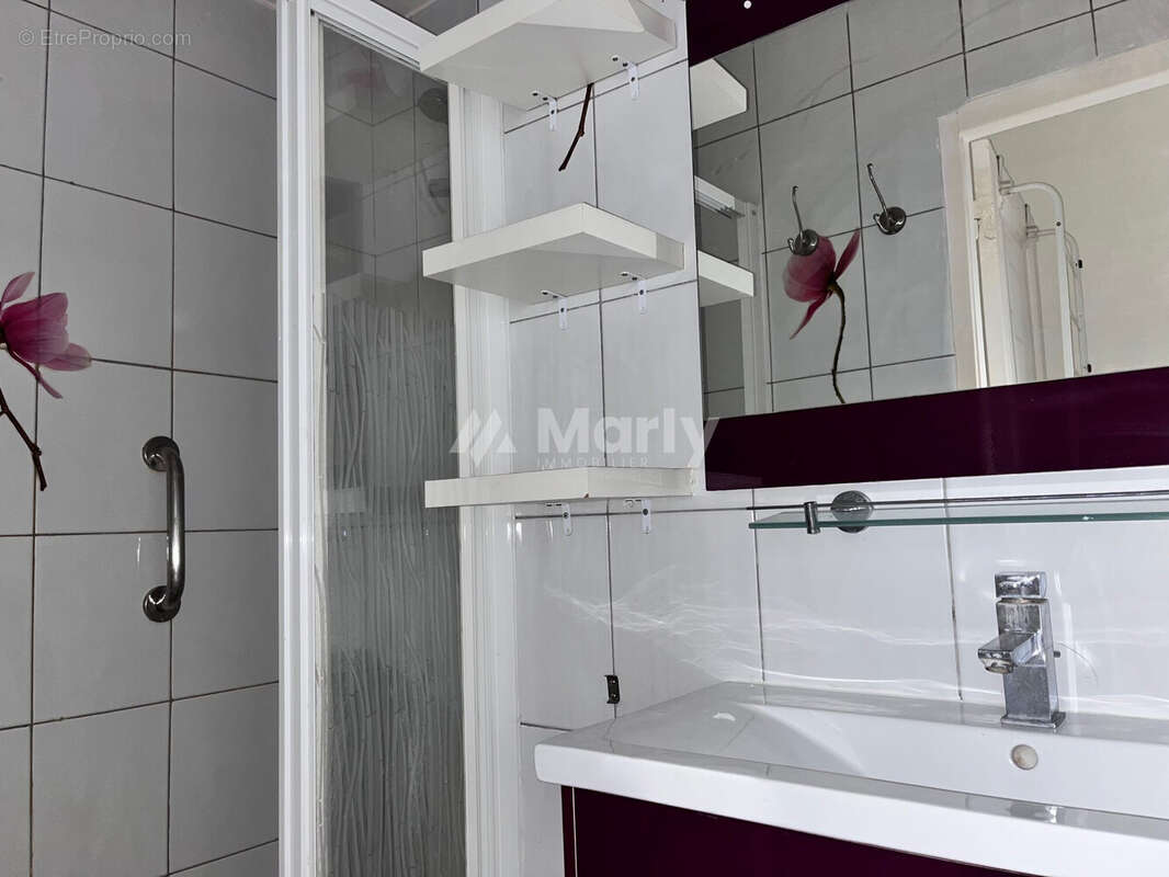 Appartement à PARIS-10E