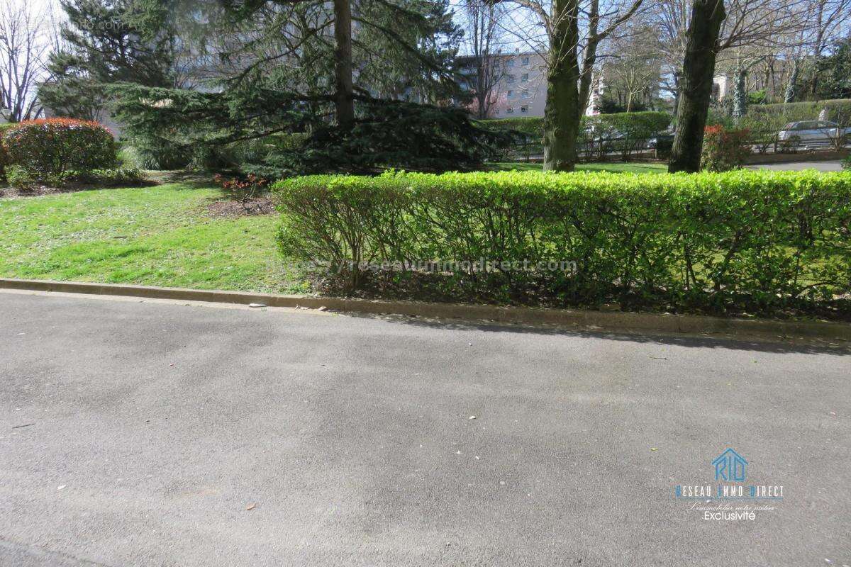 Appartement à ROSNY-SOUS-BOIS