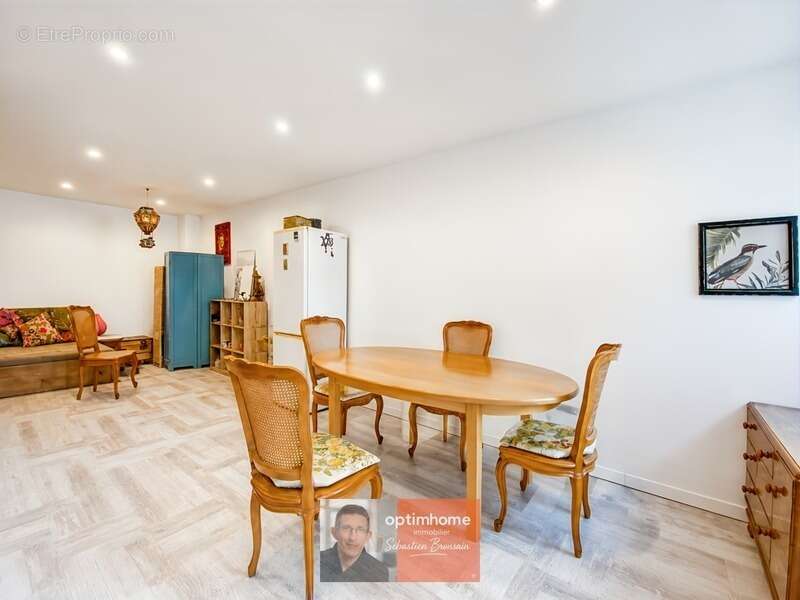 Appartement 4 pièces – 92 m² – Terrasse – Cave – Centre de Chaussin - photo 4