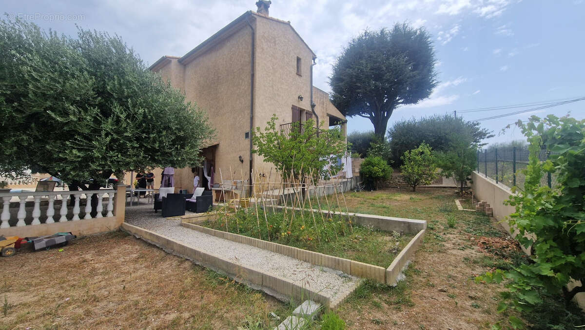 Cagnes sur mer Montaleigne Villa 113 m2 - photo 10