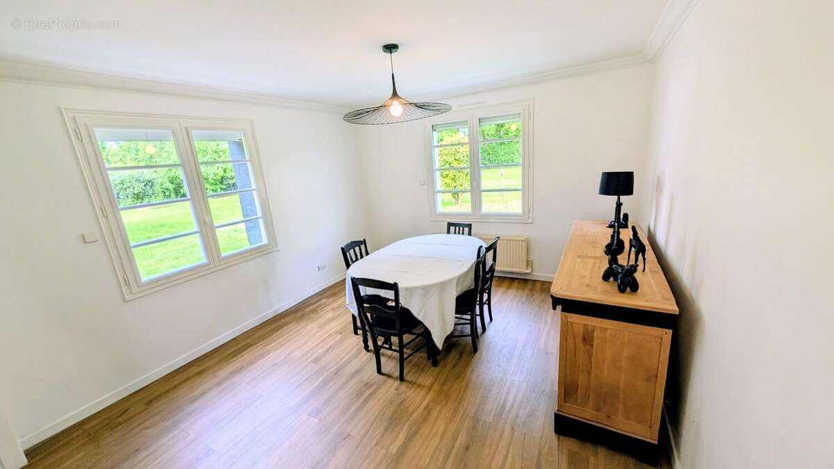 Maison à SUCE-SUR-ERDRE