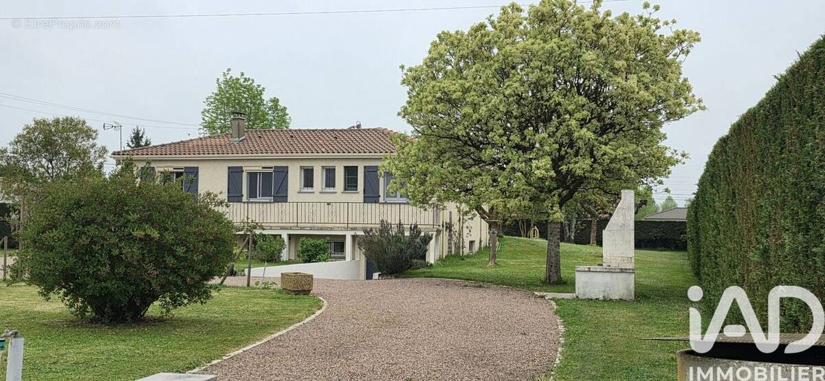 Photo 1 - Maison à LAMONZIE-SAINT-MARTIN