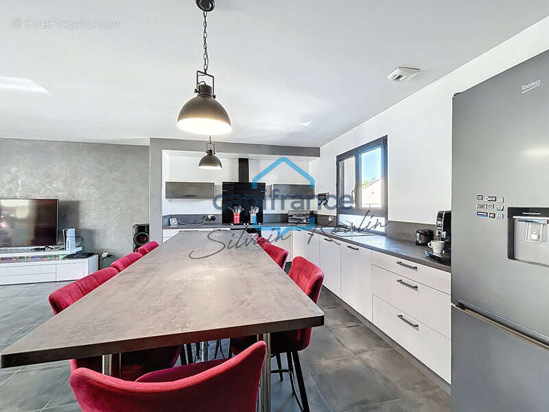 Maison à PIERRELATTE