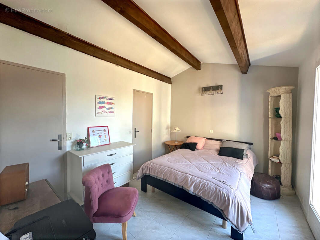 Maison à SAINT-LAURENT-D&#039;AIGOUZE