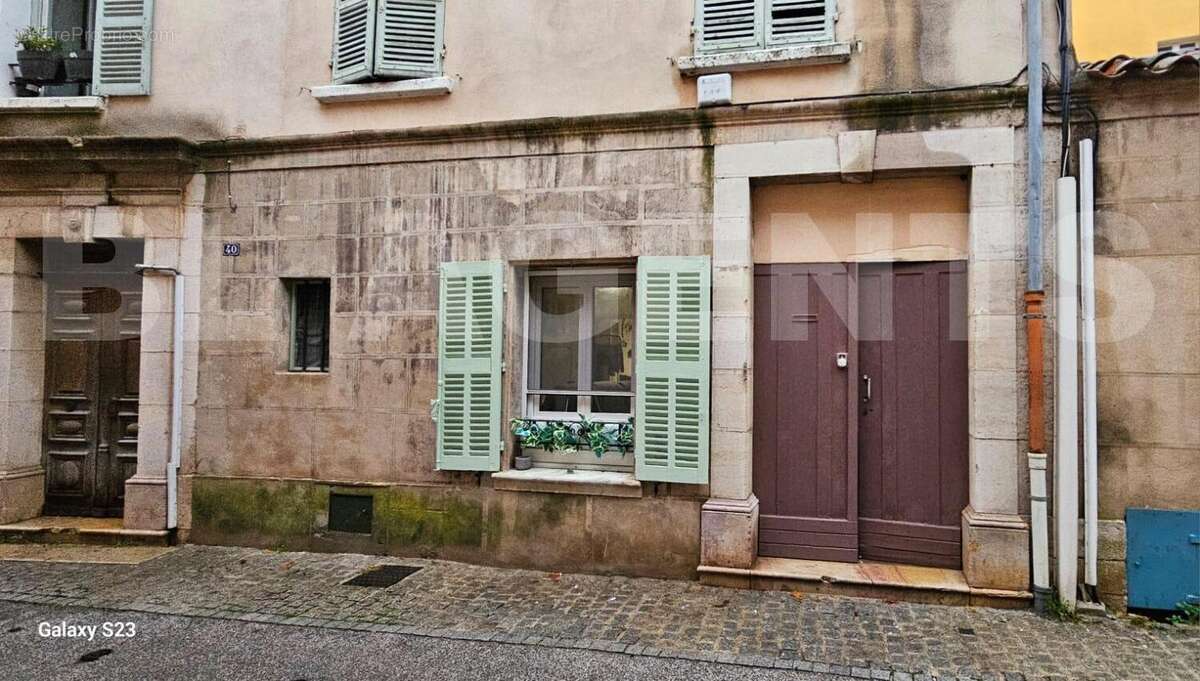 WhatsApp Image 2025-11-02 à 18 - Appartement à BESSE-SUR-ISSOLE