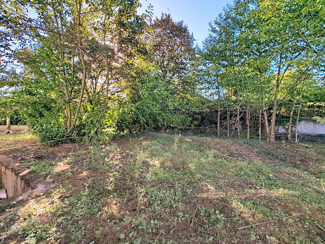 Maison à BELLEVILLE