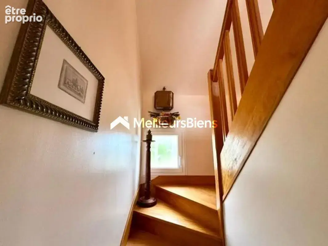 Maison familiale 4 chambres, état très soigné, prête à vivre - photo 12