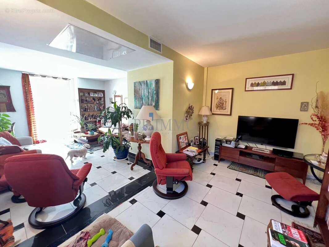 Maison à FREJUS