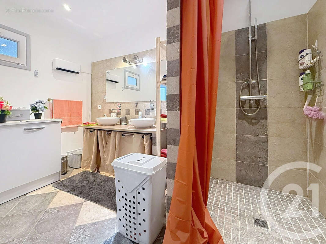 Appartement à SANTA-LUCIA-DI-MORIANI