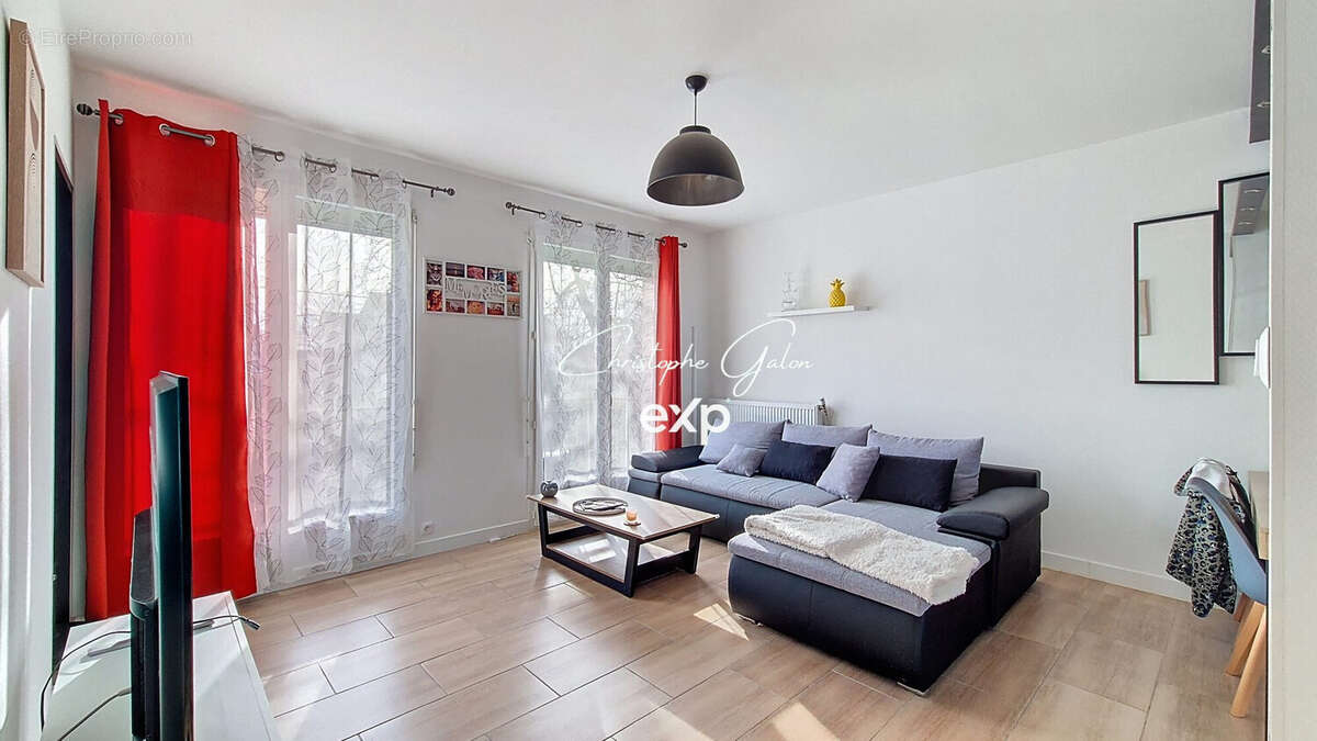 Maison 82 m² à Peyrat-De-Bellac  - photo 4