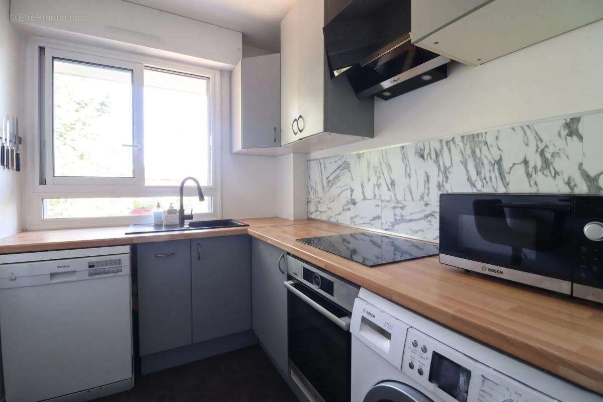 Appartement de 4 pièces de 79 m² à Garches - photo 5