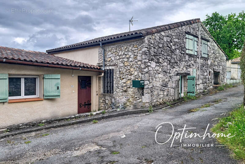 Maison à DONDAS