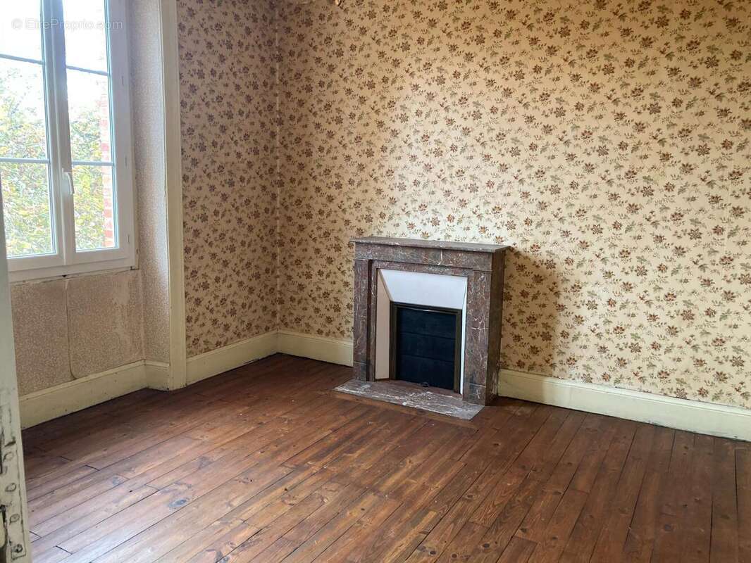 Photo 8 - Maison à YDES