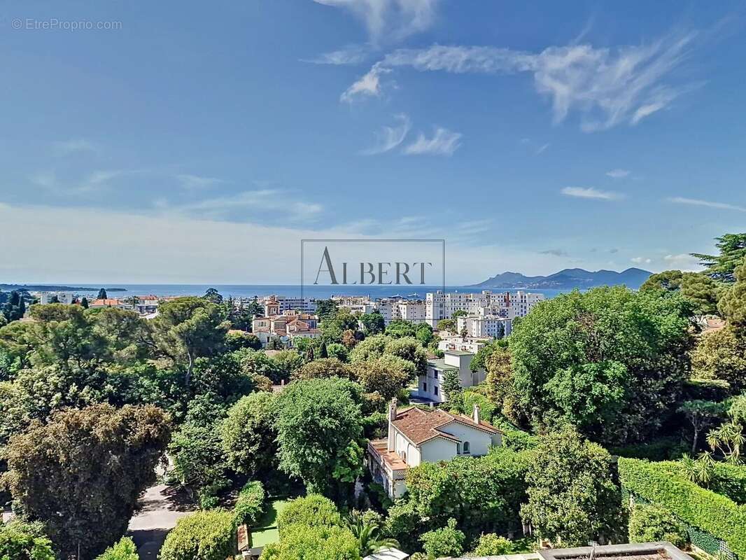 Appartement à CANNES