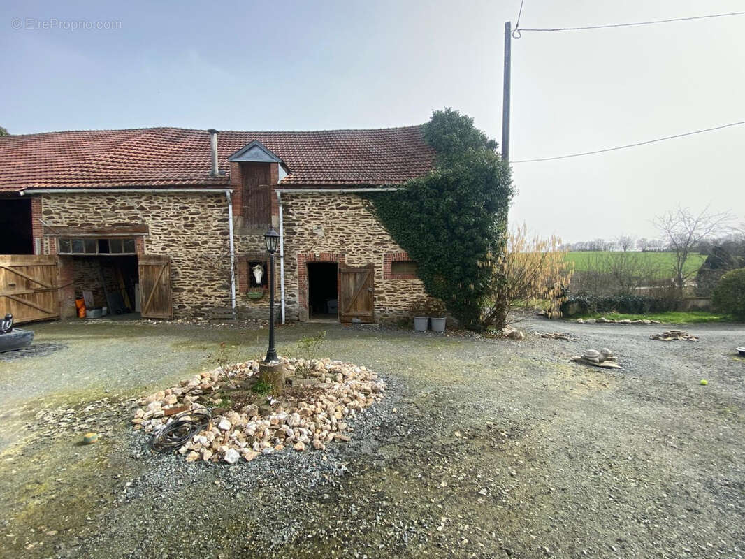 Autre à LINARD