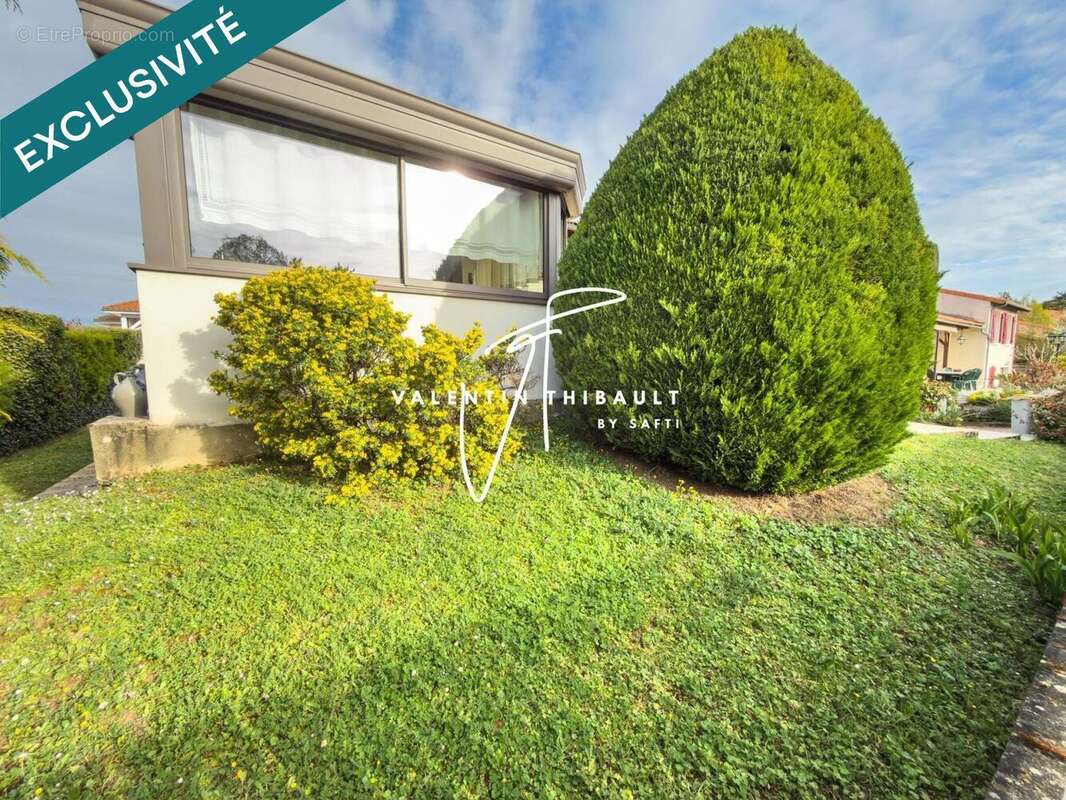 Photo 2 - Maison à SAINT-BENOIT