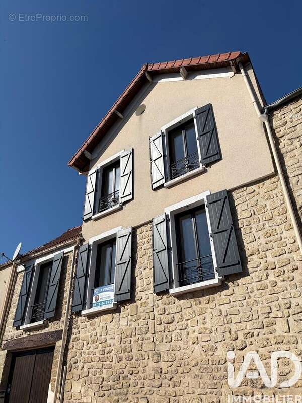 Photo 2 - Maison à CARRIERES-SUR-SEINE