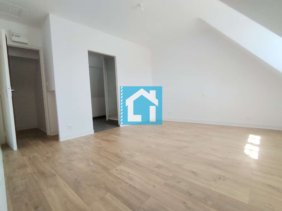 Maison à SAINT-JEAN-LE-THOMAS