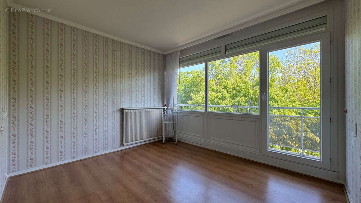 Appartement à LIVRY-GARGAN