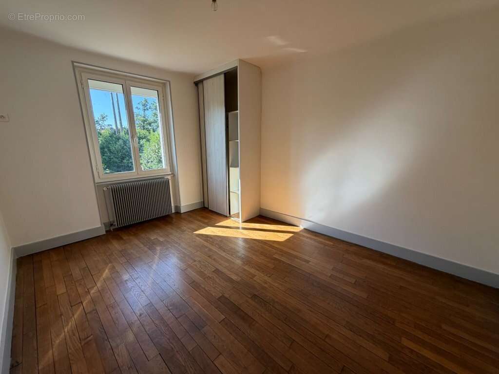 Maison 109 m2 toulon-sur-arroux - photo 7