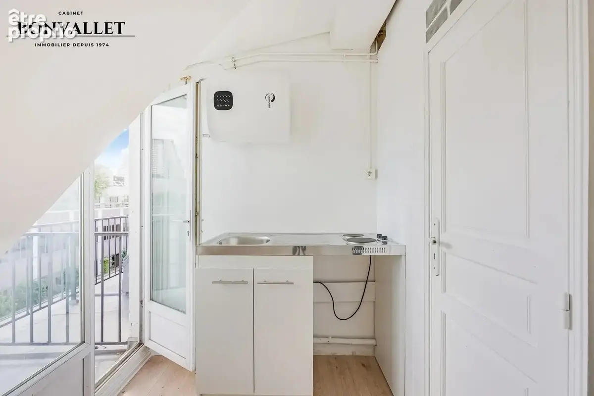 Métro félix faure – studio avec balcon et vue dégagée - photo 9