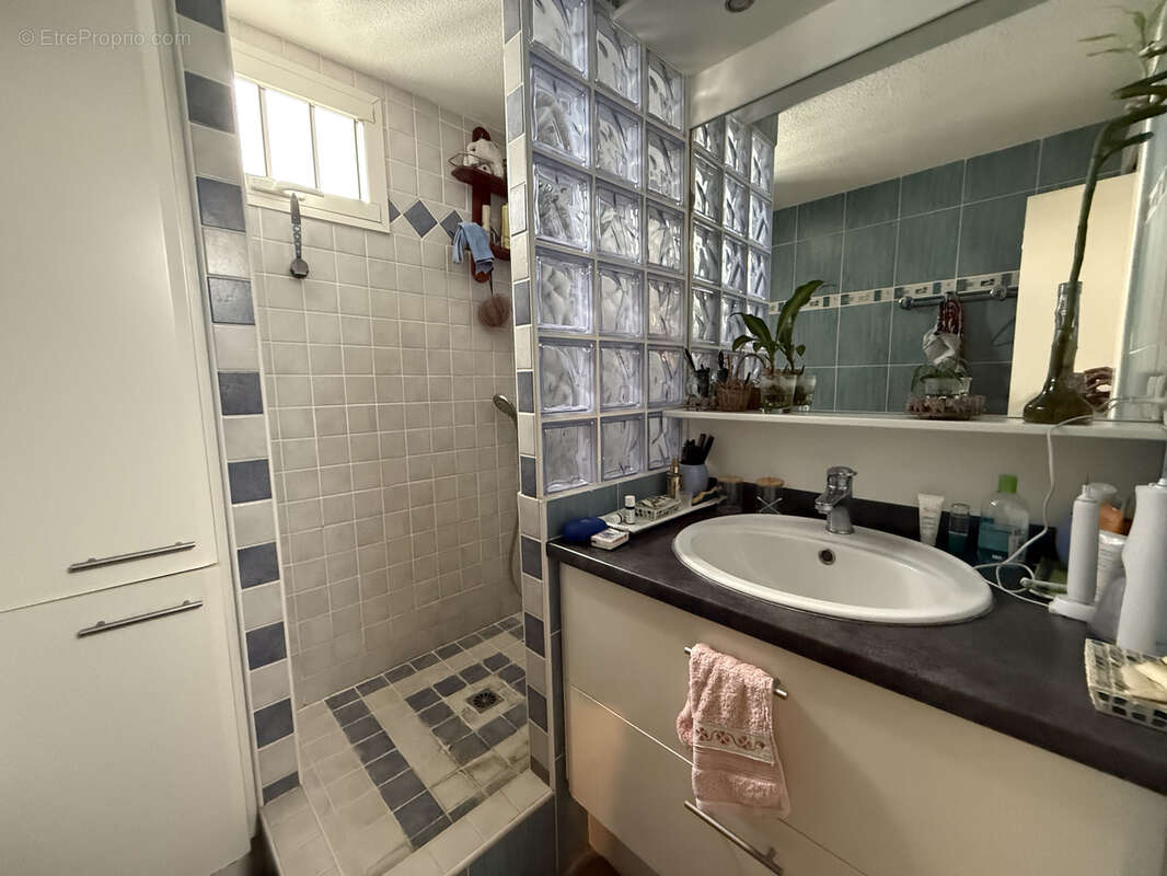 Appartement à SAINT-DENIS