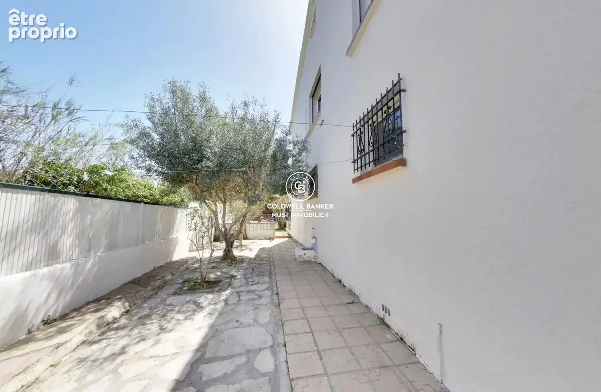 Maison 6 pièces 180 m² à vendre à Perpignan (66000) - photo 3