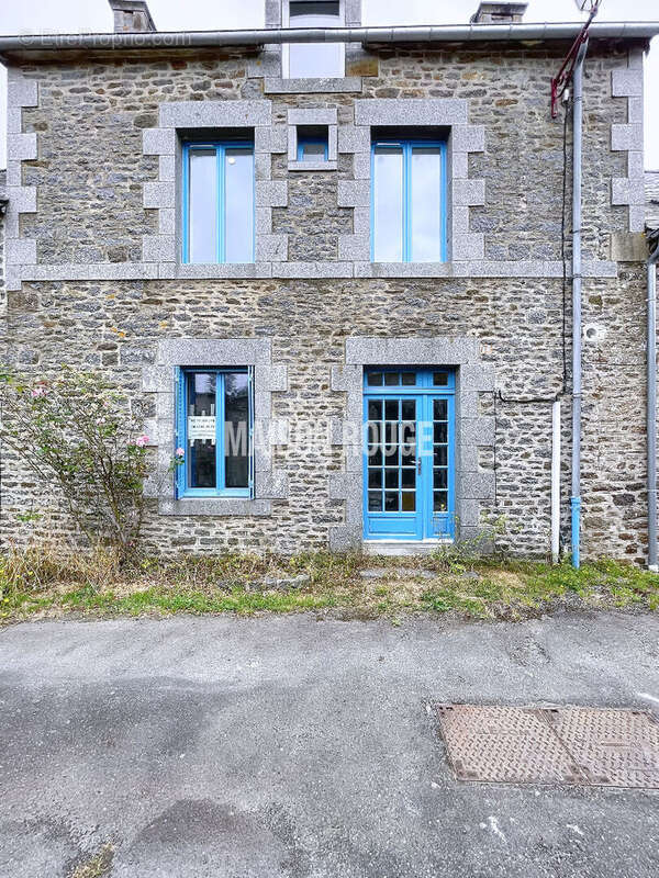 Maison à SAINT-PIERRE-DE-PLESGUEN