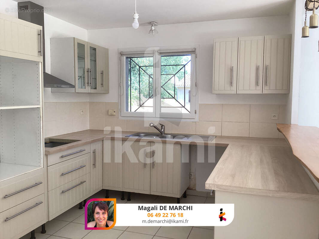 Maison T5, 3 chambres, garage, terrasse et jardin de plus de 1500 m2 à Salles - photo 4
