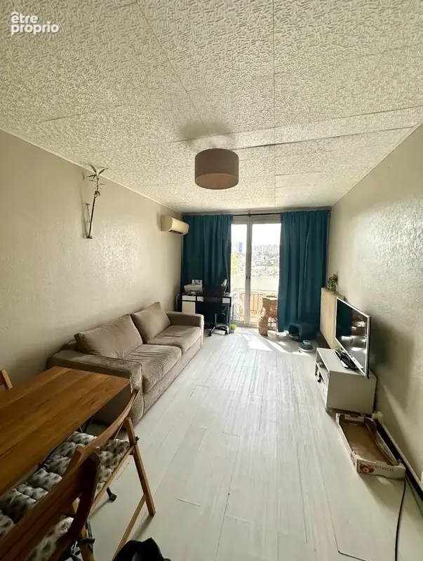Appartement T3 de 56 m2 avec balcon, cave et garage fermé   Marseille 13e - photo 2
